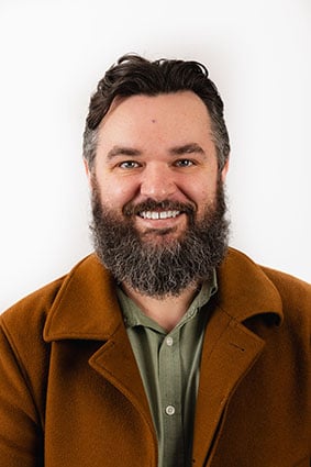 Daniel Hamilton front facing 